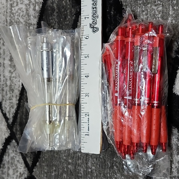 NEW ADVERTISING BALLPOINT BLACK INK PEN BUNDLE 37 PENS - Picture 5 of 8